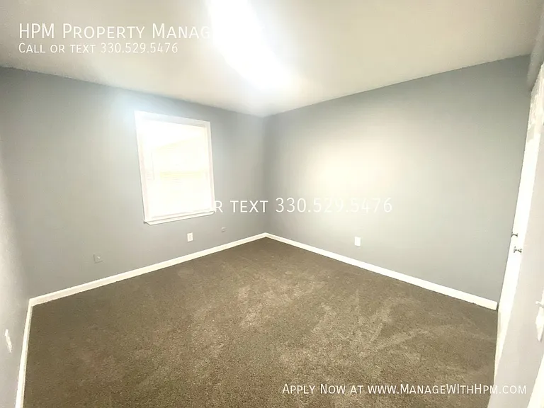 1021 Pittsburg Ave NW — Photo 9