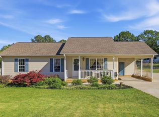 290 Dickson Rd, Campobello, SC 29322