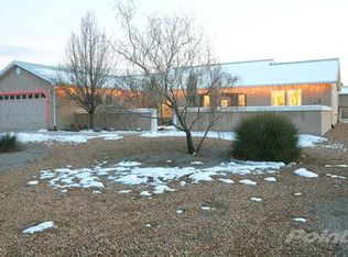 4 Dos Locos Loop, Los Lunas, NM 87031