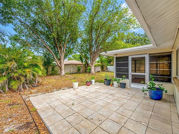 3rd image of 3259 PARKWAY PLACE