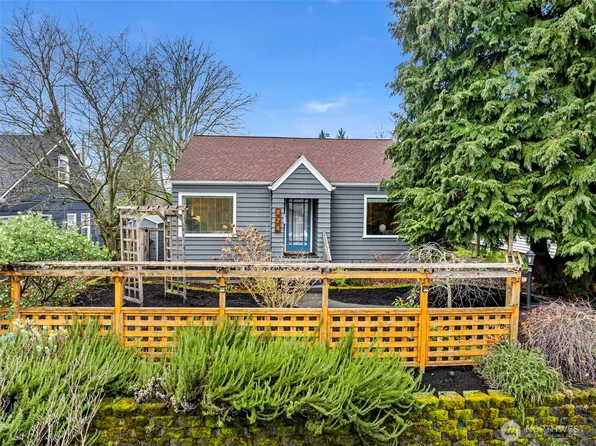824 S State Street, Tacoma, WA 98405