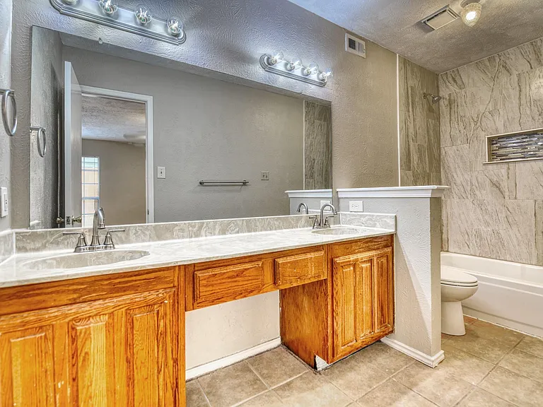 9314 Shipman St — Photo 24