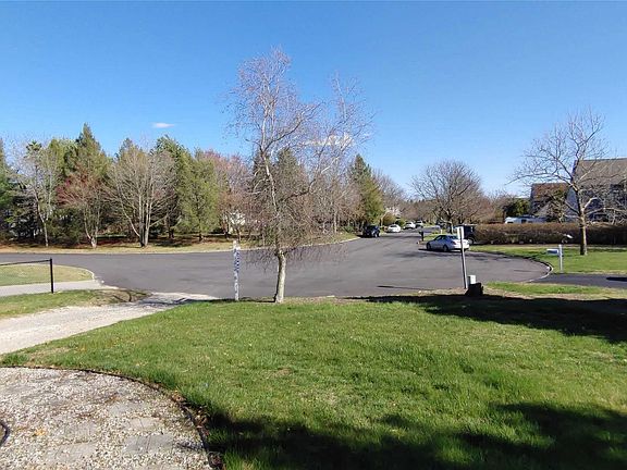 5th image of 243 Arrowhead Ave