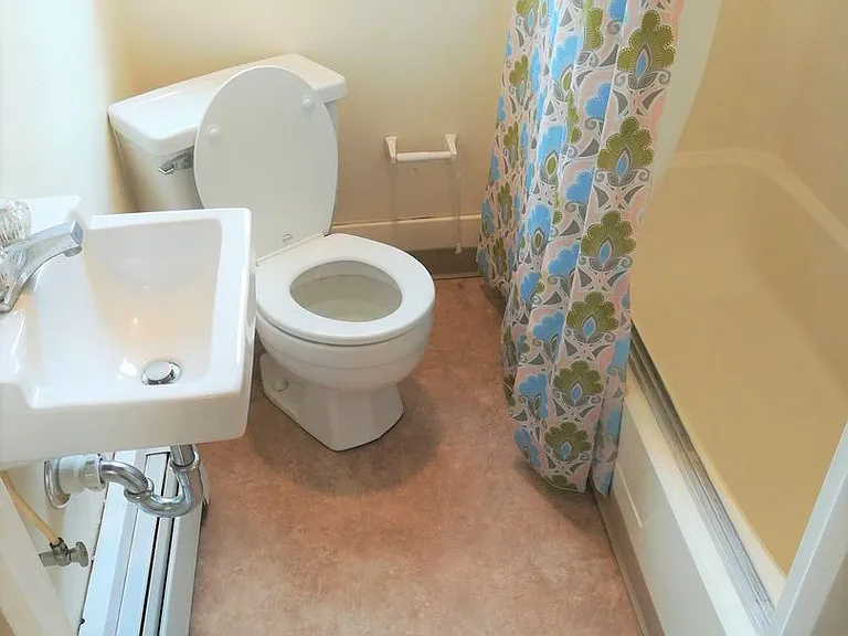 308 Fairmount Ave — Photo 12