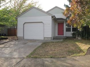 10738 SE Knapp Cir, Portland, OR 97266