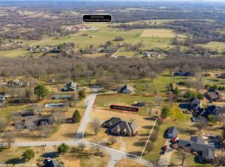 139 Woodcliff Ln, Springdale, AR 72764