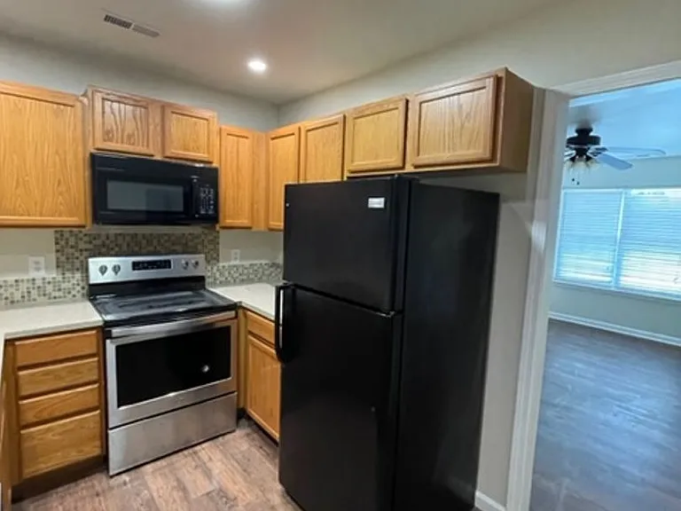 5206 Brooktree Dr — Photo 5