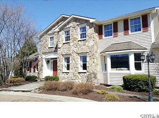 4801 Hepplewhite Dr, Manlius, NY 13104