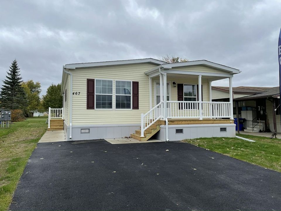 1st image of 467 Chestnut Dr