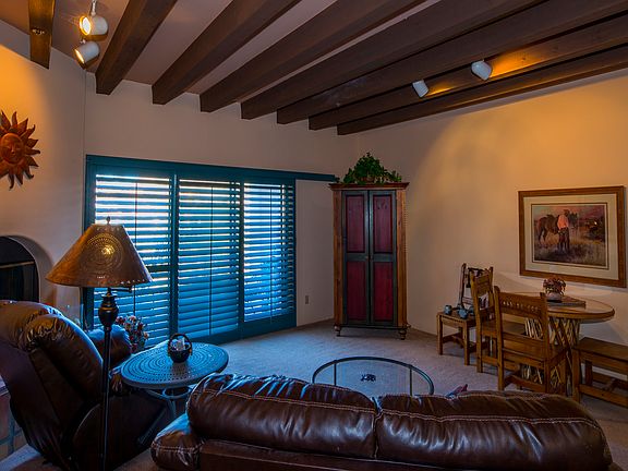3rd image of 3670 W Placita Del Correcaminos