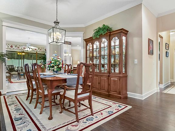 5th image of 12769 Edenbridge Ct