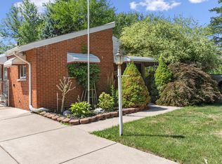 4924 McKinley St, Dearborn Heights, MI