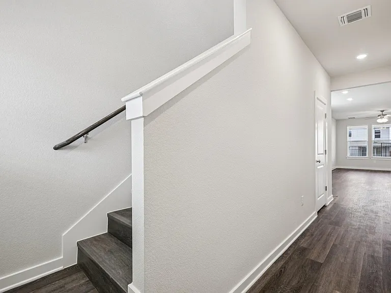 2337 Moon Tower Trl — Photo 5
