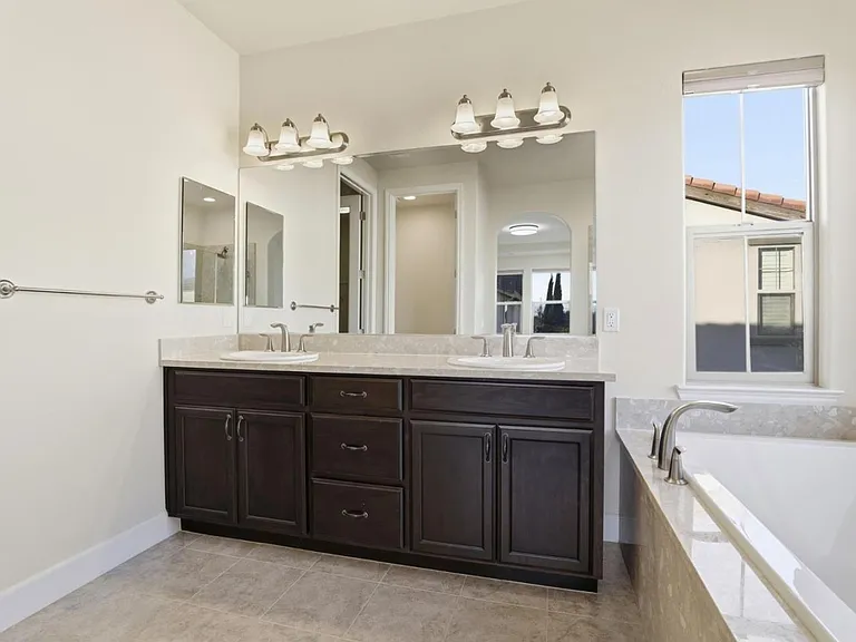 2582 Minuet Dr — Photo 20