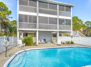 1800 Denise Ct, Eastpoint, FL 32328