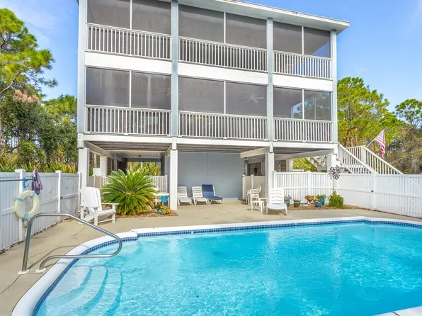 1800 Denise Ct, Eastpoint, FL 32328