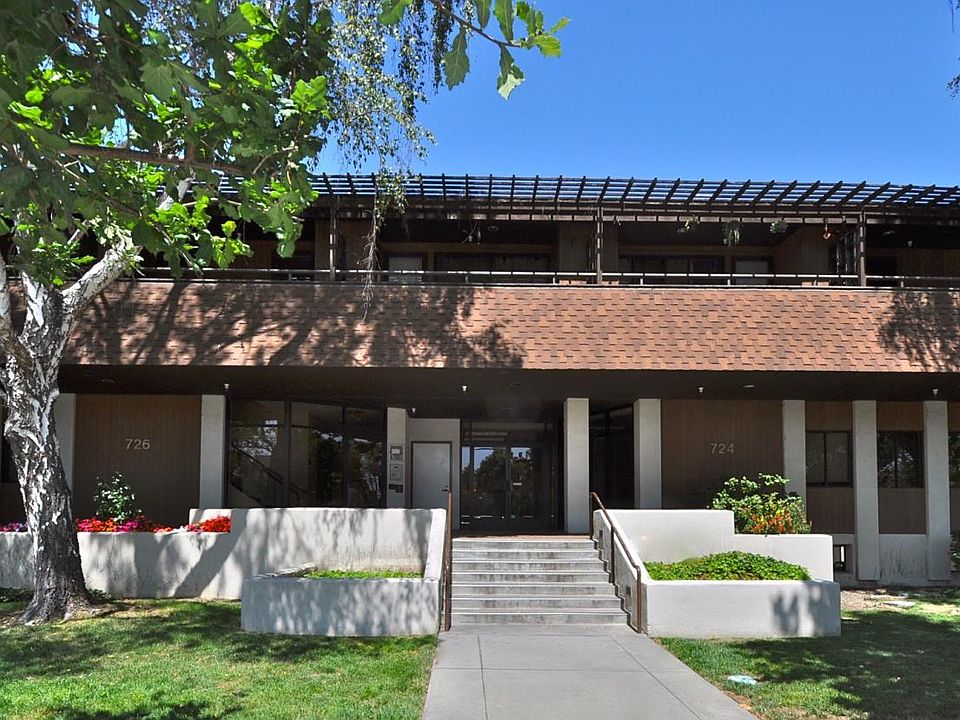 1st image of 724 Oak Grove Ave #7