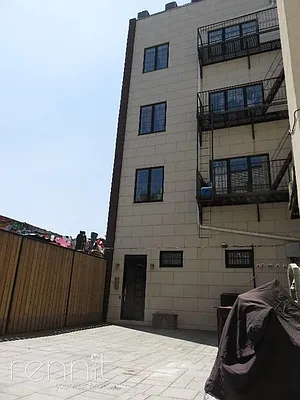 Rented by Rennit Inc. | media 104