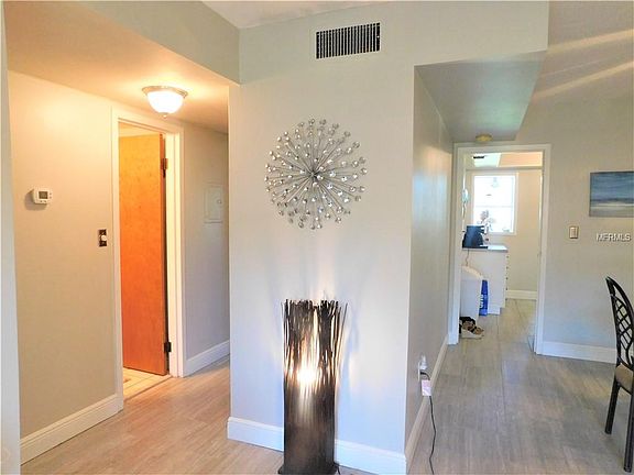 5th image of 8101 11th St N APT 115
