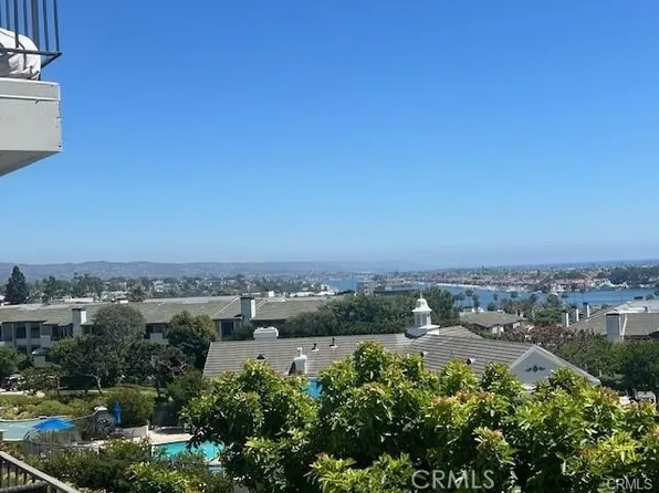 102 Scholz Plz, Newport Beach, CA