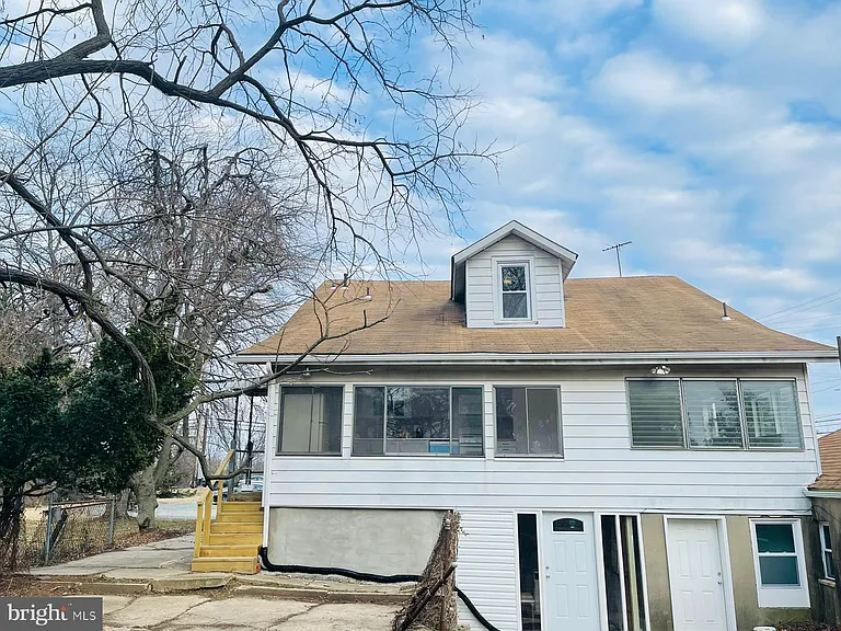 9066 Baltimore Ave — Photo 45
