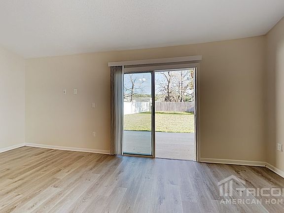 4th image of 3590 Live Oak Hollow Dr