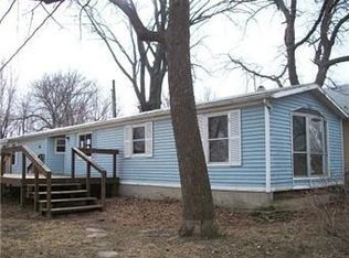 719 Brown Ave, Osawatomie, KS 66064