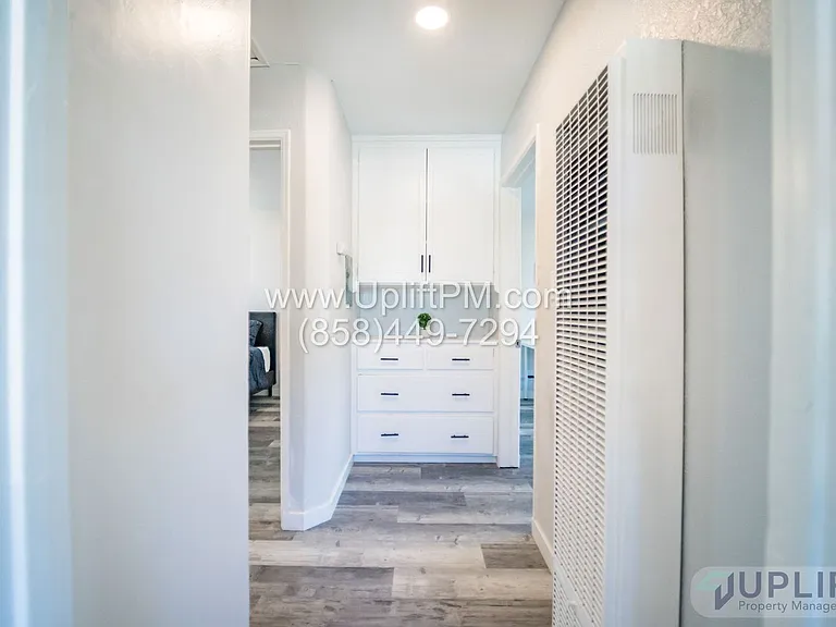 4233 Swift Ave — Photo 12