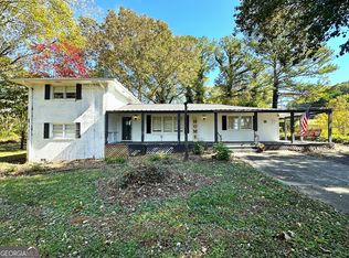 12 Walker Rd, Cartersville, GA 30121