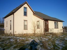 1st image of 1473 Pratt Dr