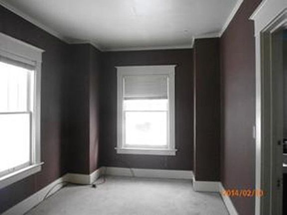 4th image of 2650 Lee St SW