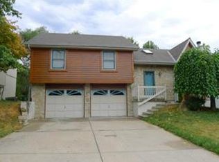 517 NW 80th Ter, Kansas City, MO 64118