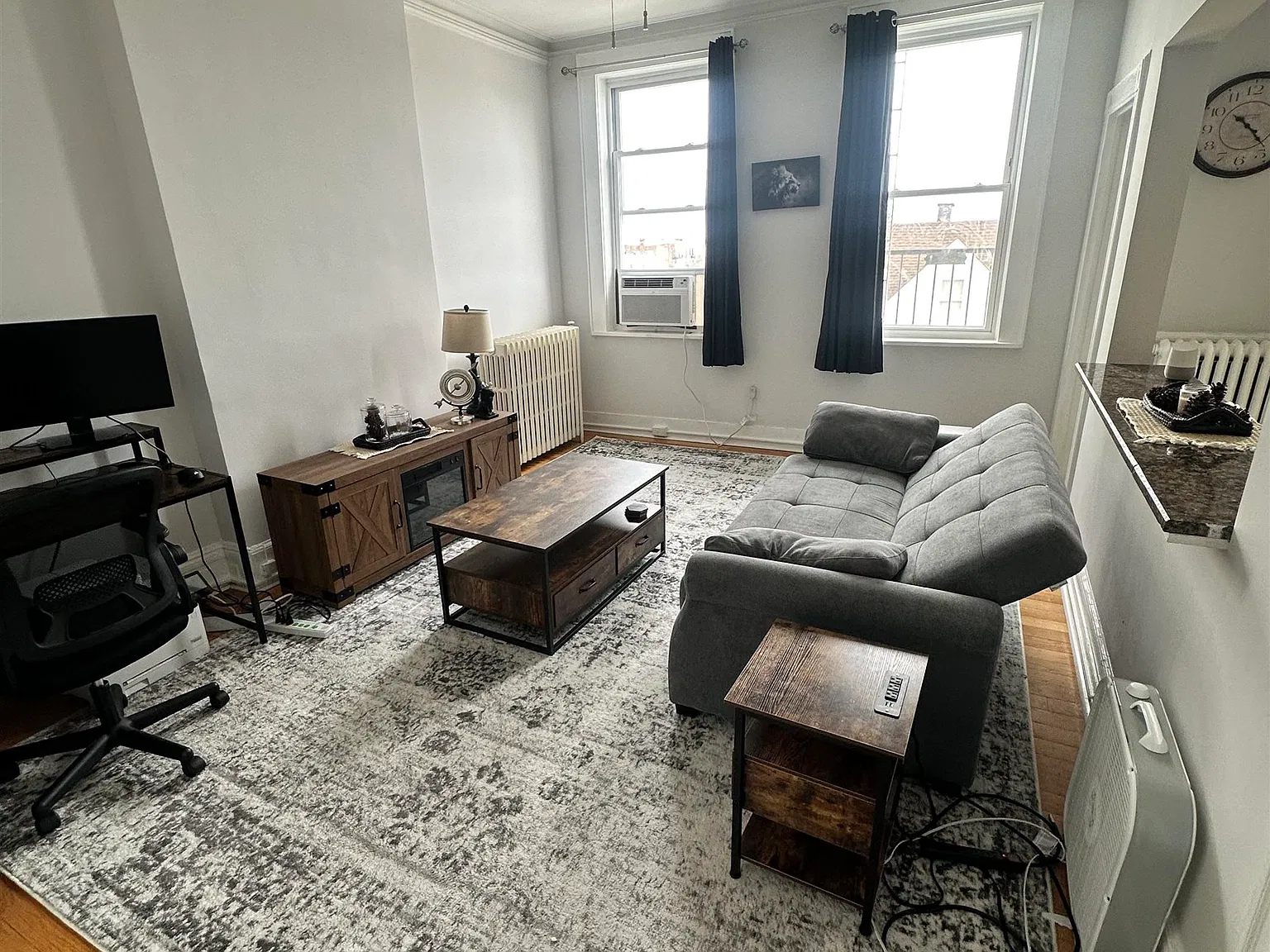 1 bed, 1.0 bath, 850 sqft, $2,350 — Photo 4