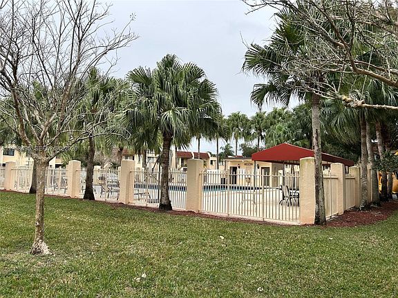 2nd image of 16441 Blatt Blvd APT 102