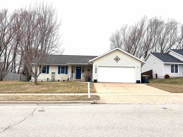 206 Nicholas St, Tomah, WI 54660