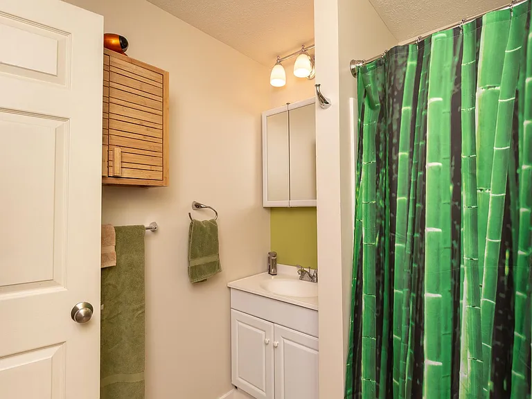 216 Lake St #103 — Photo 22