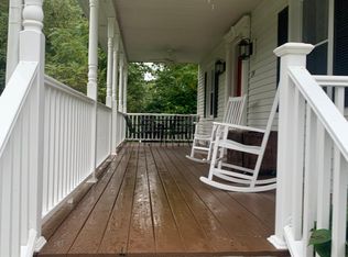 39 Gabb Rd, Bloomfield, CT 06002