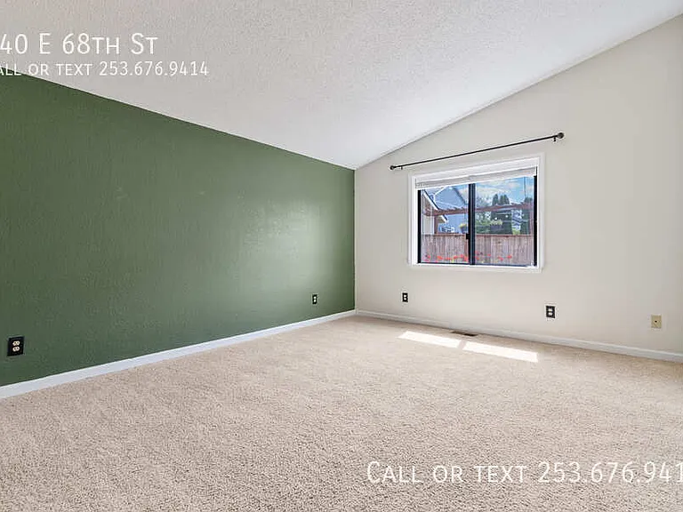 240 E 68th St — Photo 11