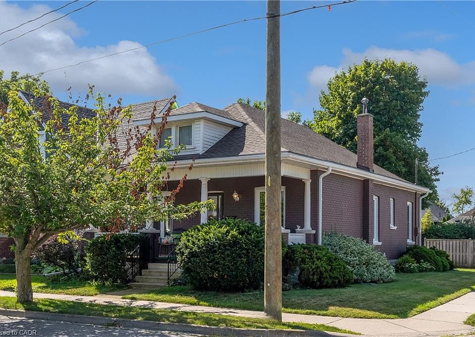 1st image of 50 Strathcona Ave