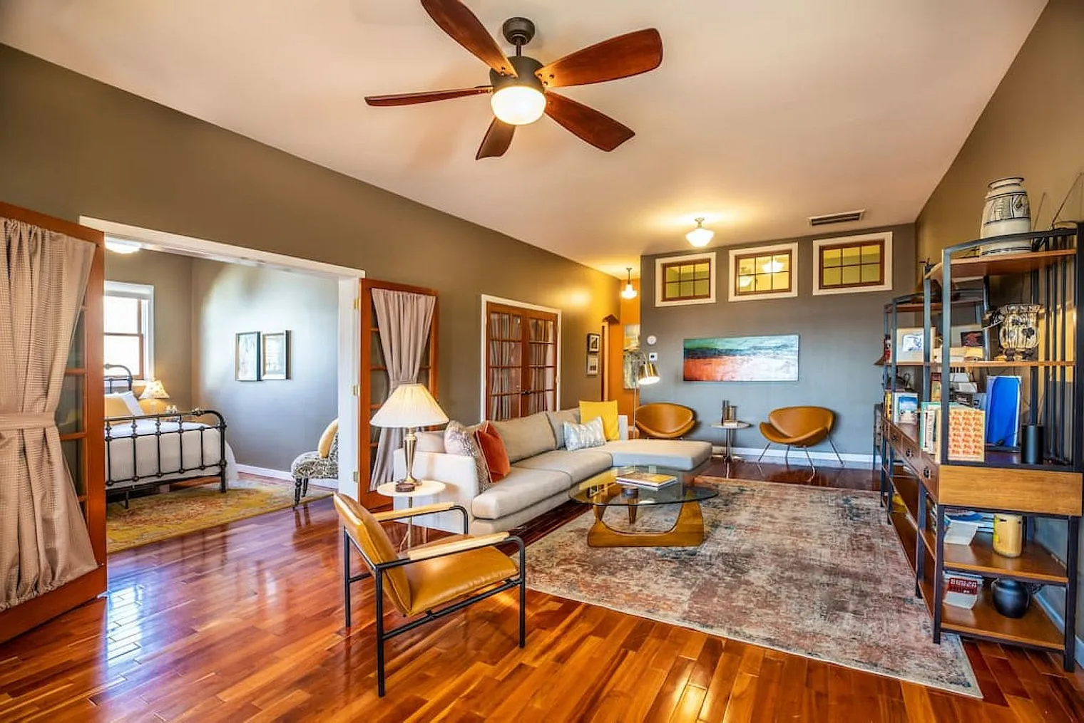 2 bed, 2.0 bath, 1194 sqft, $6,183 — Photo 2