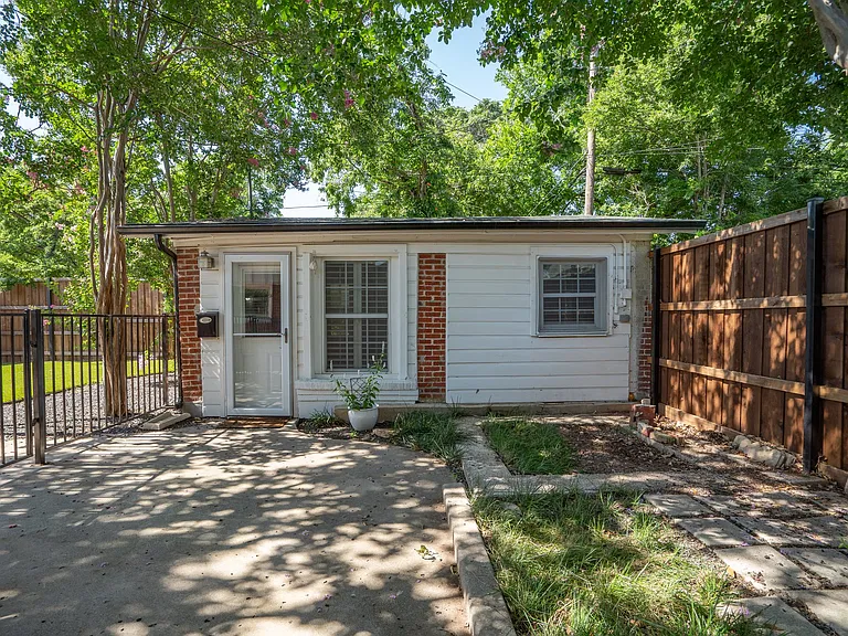 4036 Linden Ave — Photo 29