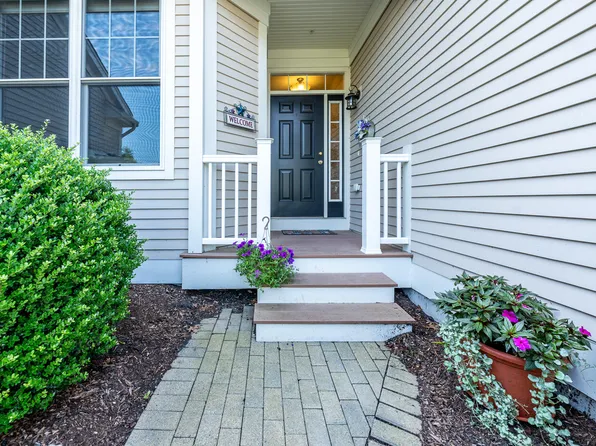 38 Grey Hawk Drive, Mashpee, MA 02649