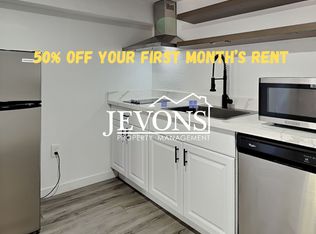 630 N Skyline Dr #B, Tacoma, WA 98406