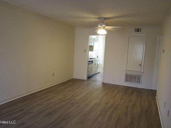 3rd image of 1625 Saint Mary St #10