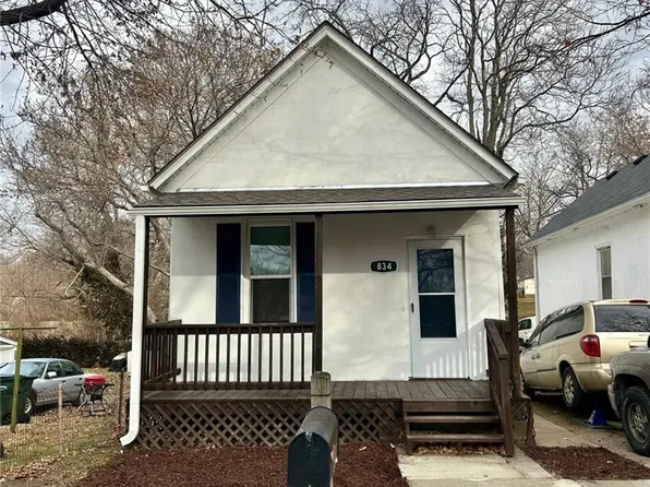 834 Ottawa St, Leavenworth, KS 66048
