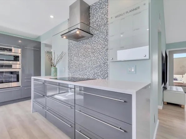 107 Escobar Ct, Los Gatos, CA 95032