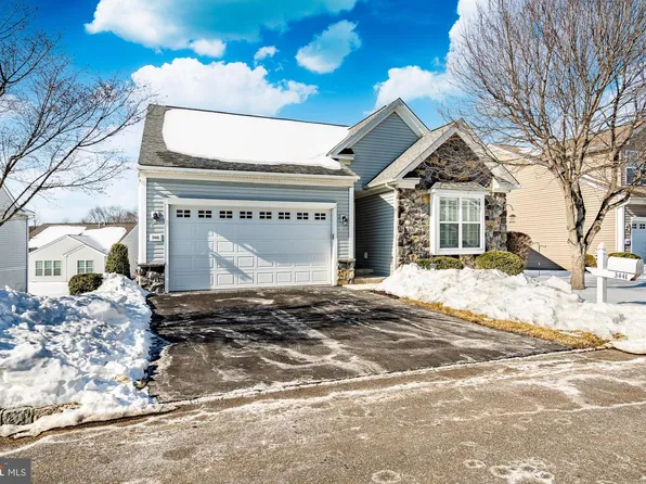 3441 Hance Ln, Garnet Valley, PA 19060