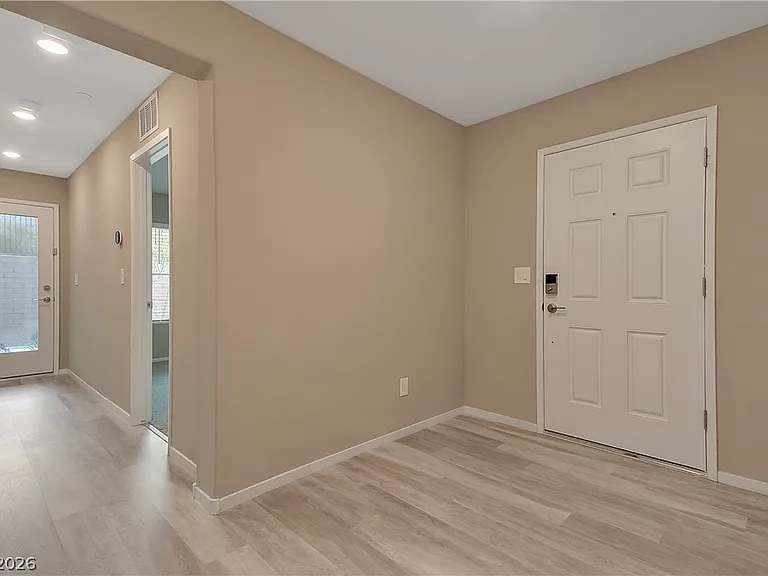 41 Lomita Heights Dr — Photo 14