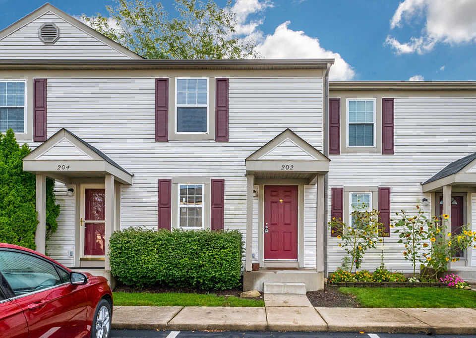 1st image of 202 Glenkirk Dr #104E