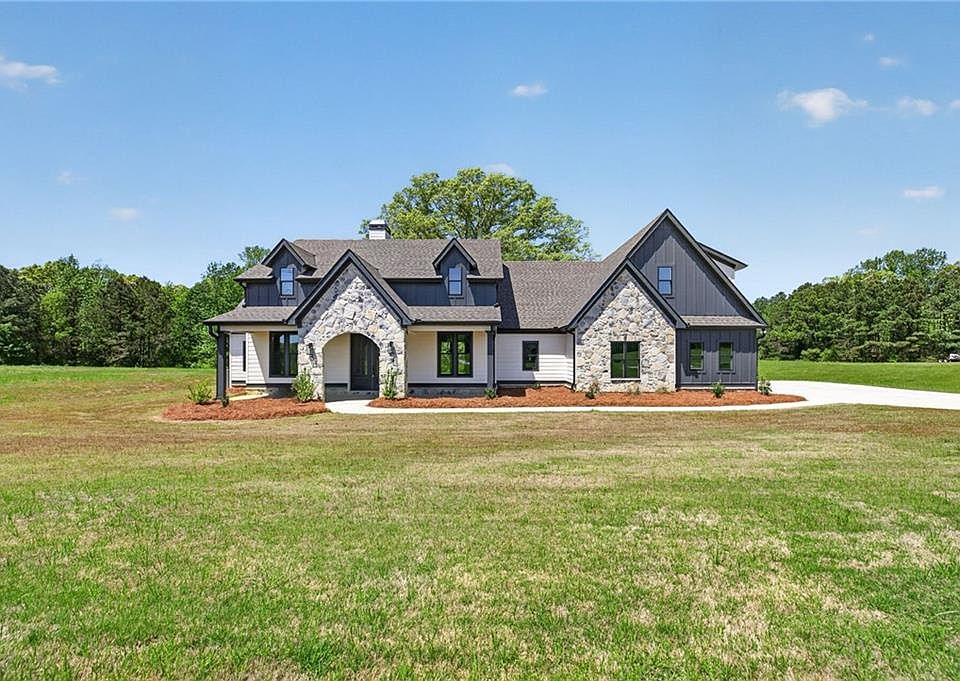 1st image of 728 Lake Circle Rd